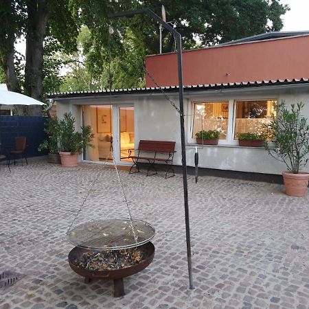 Ferienwohnung Lindenhof, Zentrumsnah Mit Terrasse Und Grillmoeglichkeit มัคเดอบวร์ก ภายนอก รูปภาพ